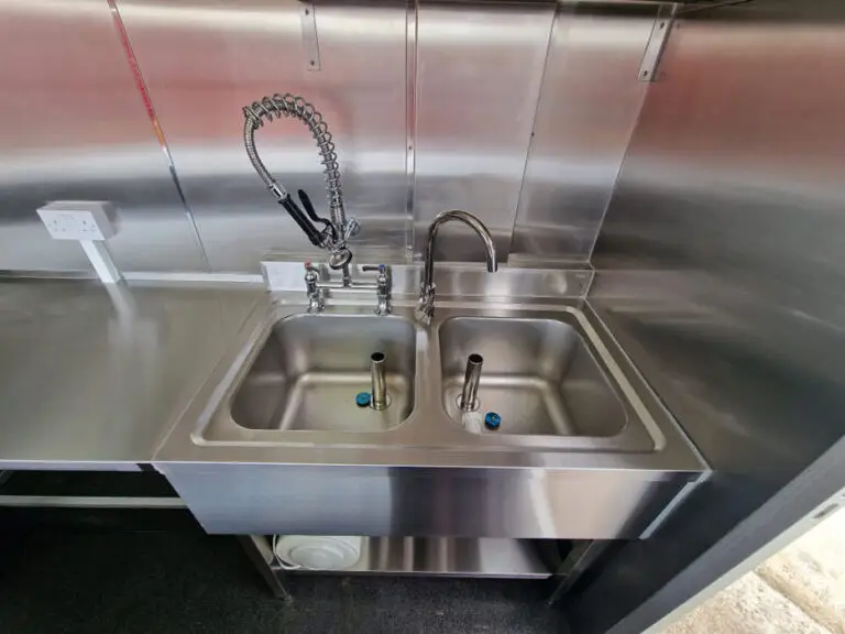 Catering Trailer 6 1