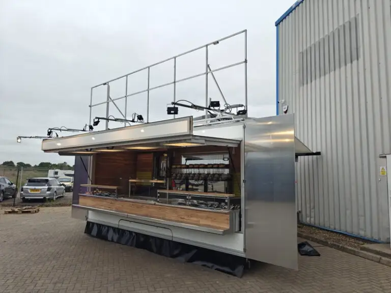 High Volume Mobile Catering Solution Custom Tri Axle Trailer 01 (17)