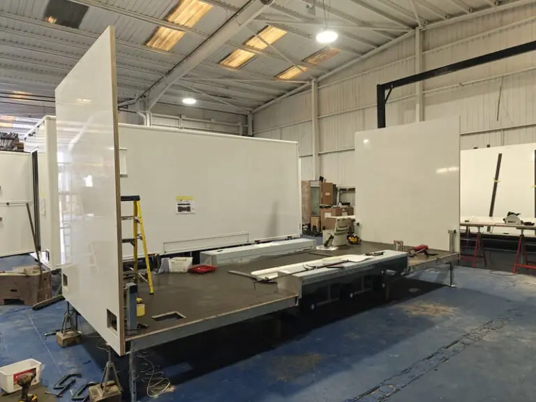 High Volume Mobile Catering Solution Custom Tri Axle Trailer 01 (57)